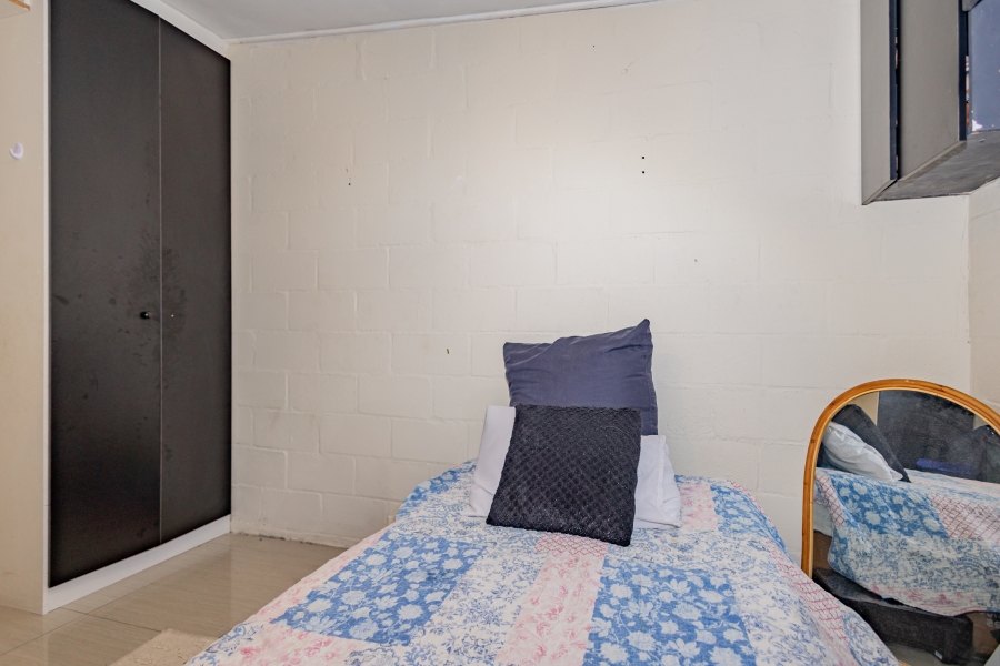 2 Bedroom Property for Sale in Connaught Estate Western Cape